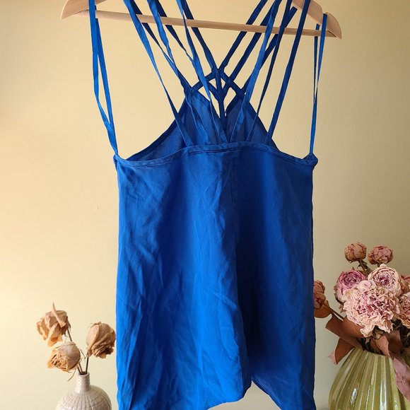 BCBG MaxAzria 100% silk blue strappy top - Picture 3 of 5